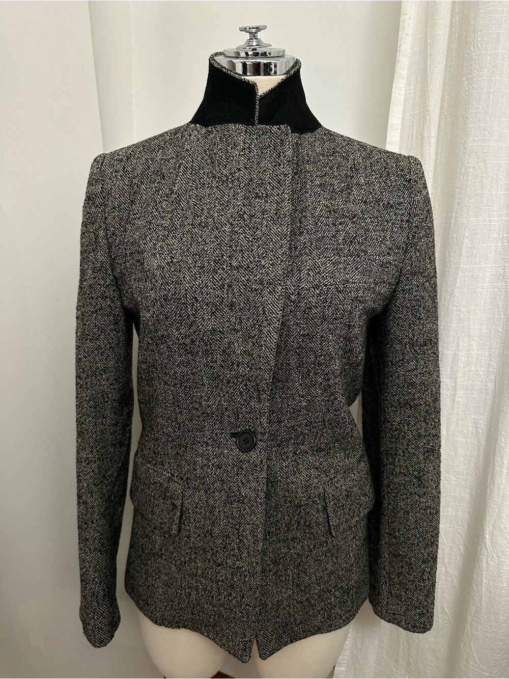 Vintage DKNY 90s Herringbone Wool blend tailored Blazer Corporate Siren SZ 2